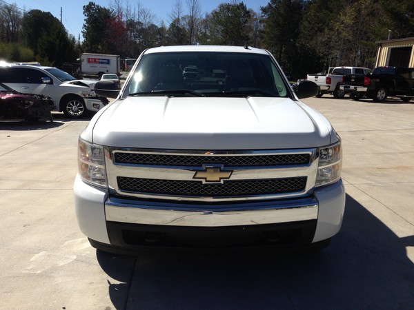 2010 Chevrolet Silverado 1500 LT photo 2