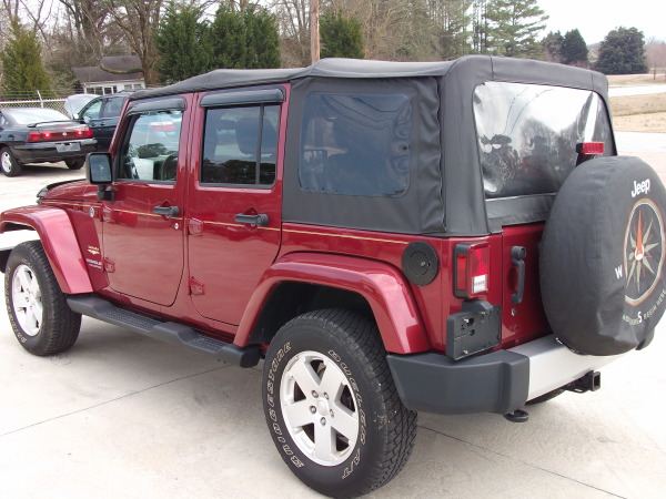 2012 Jeep Wrangler Unlimited null photo 4